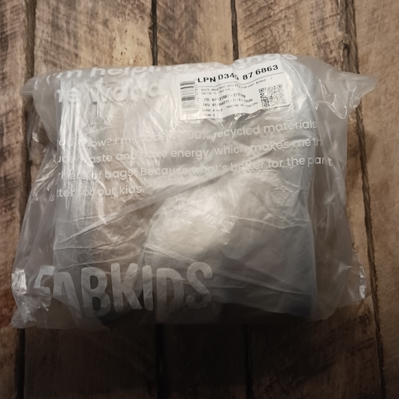 Kids Fur Cuff Lug Sole Boot Girls Size 5 MSRP $42 - Picture 9 of 9